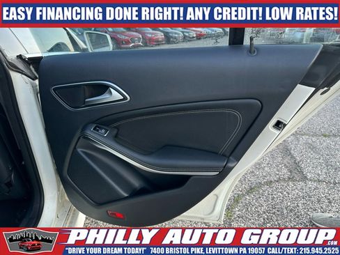 Used 2014 Mercedes-Benz CLA 250 4MATIC image 16