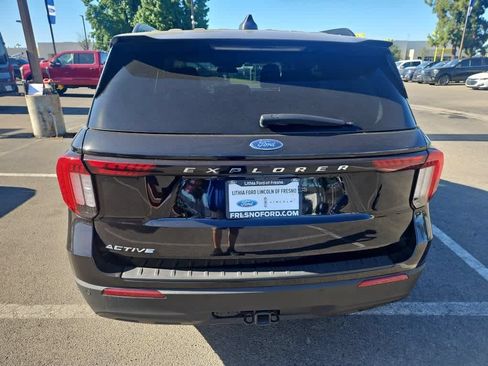 Used 2025 Ford Explorer Active RWD image 7