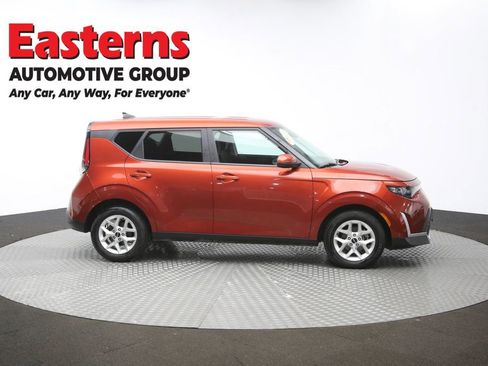 Used 2023 Kia Soul LX w/ Option Group 015 FWD image 46