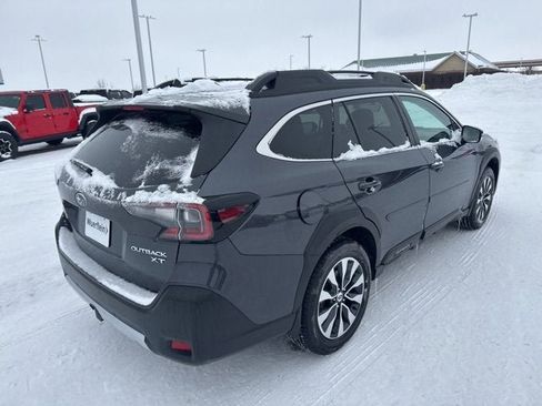 Used 2024 Subaru Outback Limited XT image 3