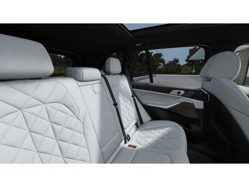 New 2026 BMW X5 sDrive40i w/ Premium Package image 12