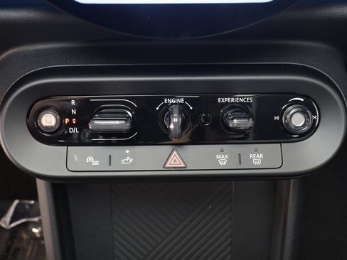 New 2026 MINI Cooper 4-Door Hardtop FWD image 13