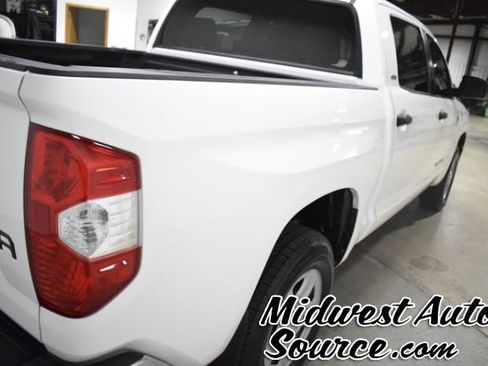 Used 2021 Toyota Tundra SR5 w/ SR5 Upgrade Package AWD/4WD image 5