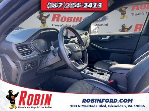 Used 2025 Ford Escape ST-Line Select AWD/4WD image 18