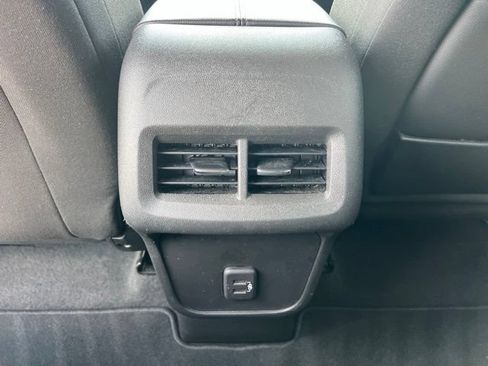 Used 2023 GMC Terrain SLE w/ Driver Convenience Package AWD/4WD image 20
