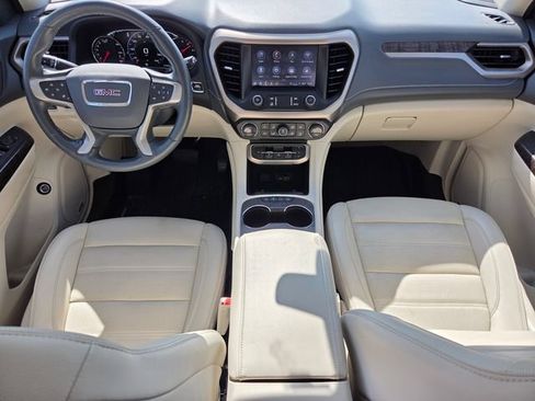 Used 2023 GMC Acadia Denali w/ Denali Technology Package FWD image 10