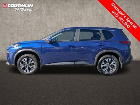Certified 2023 Nissan Rogue SV image 4