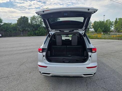 Used 2022 Mitsubishi Outlander SE AWD/4WD image 15