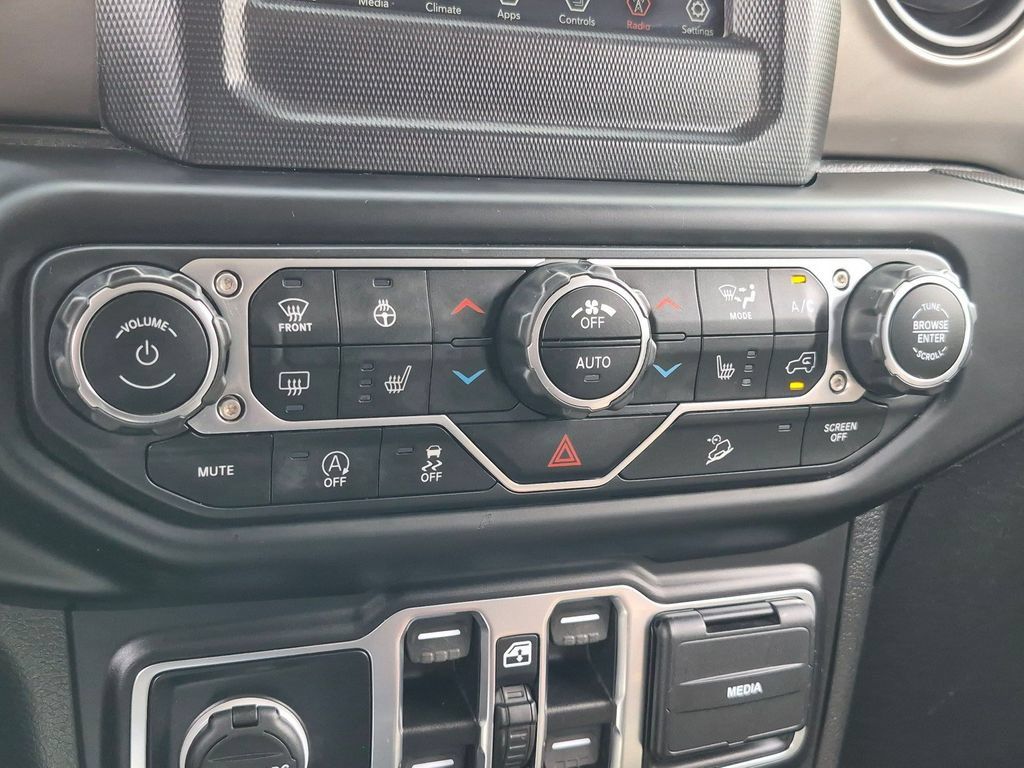Used 2020 Jeep Wrangler Unlimited Sport S AWD/4WD image 16