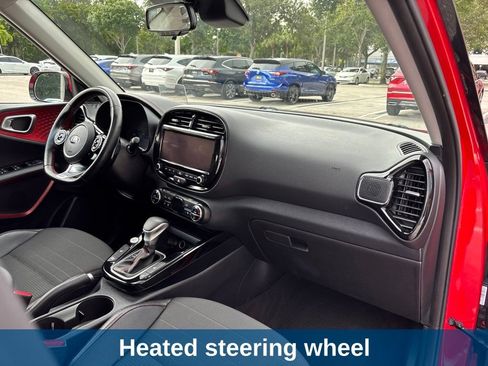 Used 2021 Kia Soul Turbo FWD image 16