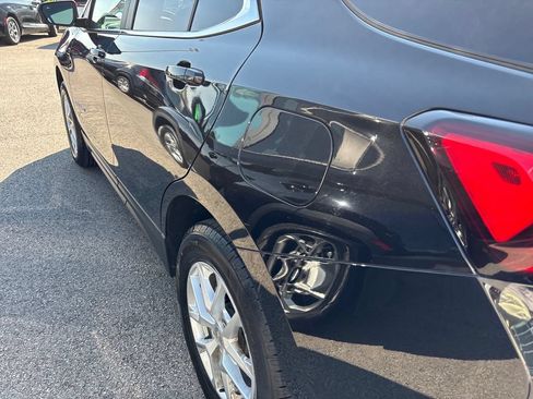 Used 2023 Chevrolet Equinox LT AWD/4WD image 15