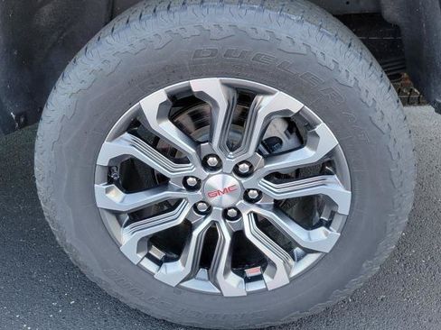 Used 2023 GMC Canyon Denali AWD/4WD image 5