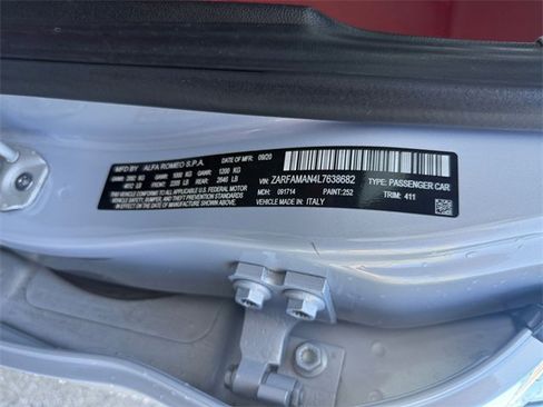 Used 2020 Alfa Romeo Giulia w/ Nero Edizione image 34