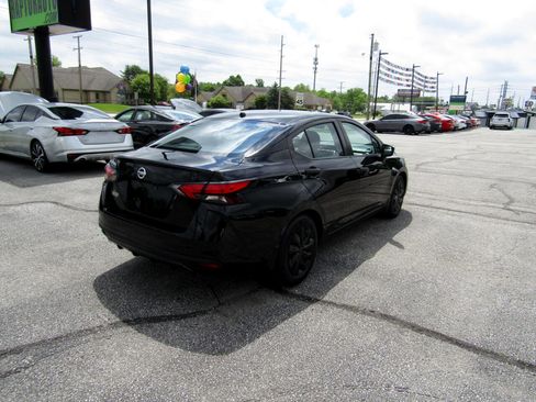 Used 2021 Nissan Versa S image 7