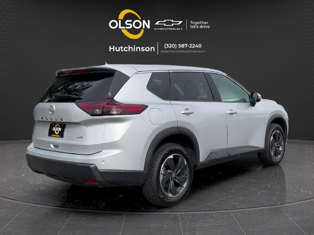 Used 2025 Nissan Rogue SV AWD/4WD image 10