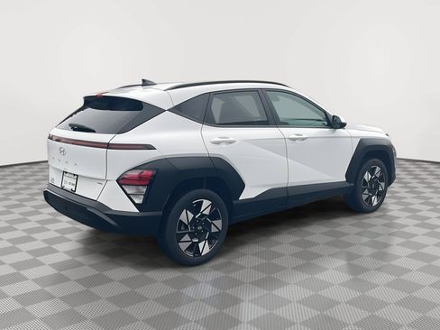 Used 2024 Hyundai Kona SEL w/ Convenience Package AWD/4WD image 6