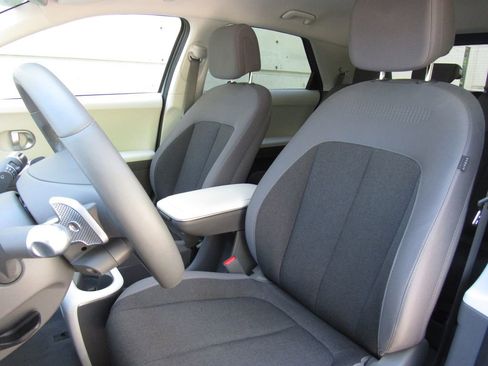 Used 2024 Hyundai Ioniq 5 SEL AWD/4WD image 12