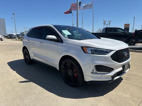 Used 2019 Ford Edge ST w/ Equipment Group 401A image 8
