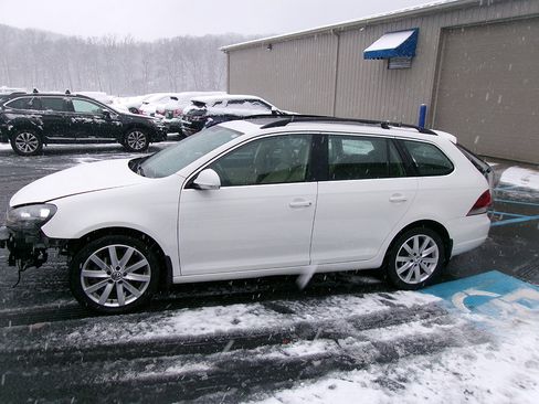 Used 2014 Volkswagen Jetta SE image 2