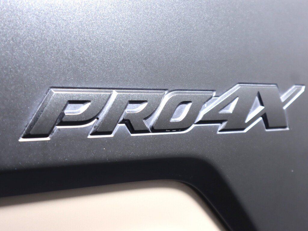 Used 2022 Nissan Titan PRO-4X w/ Pro-4x Convenience Package AWD/4WD image 51
