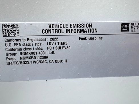 Used 2022 Chevrolet Trax LT w/ Sport Edition image 11