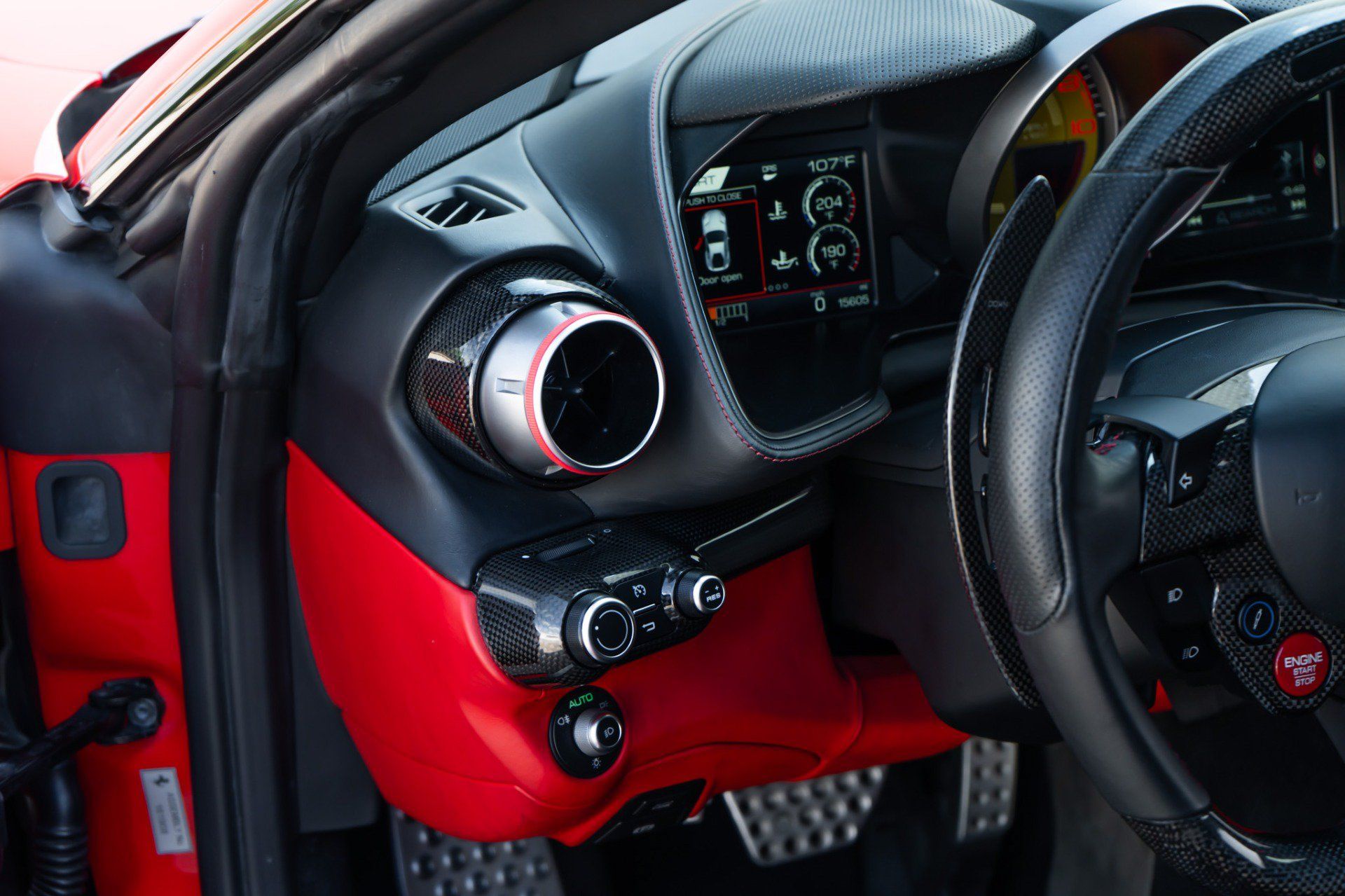 Used 2019 Ferrari 812 Superfast RWD image 19