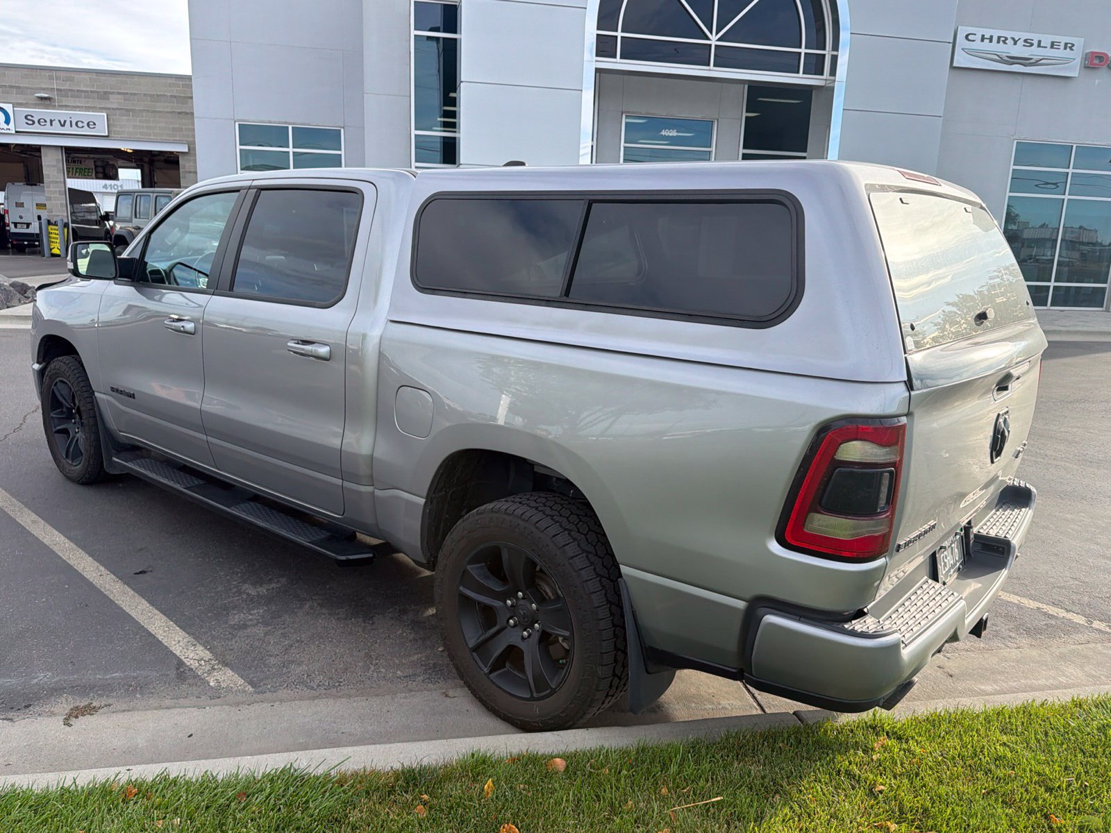Used 2020 RAM 1500 Big Horn AWD/4WD image 2