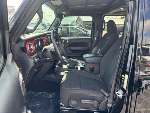 Used 2021 Jeep Wrangler Unlimited Rubicon AWD/4WD image 8