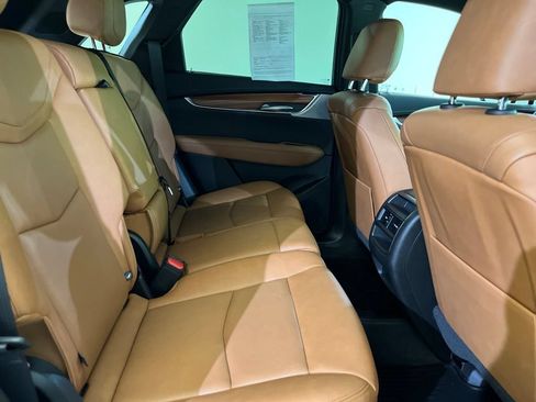 Certified 2023 Cadillac XT5 Premium Luxury AWD/4WD image 12