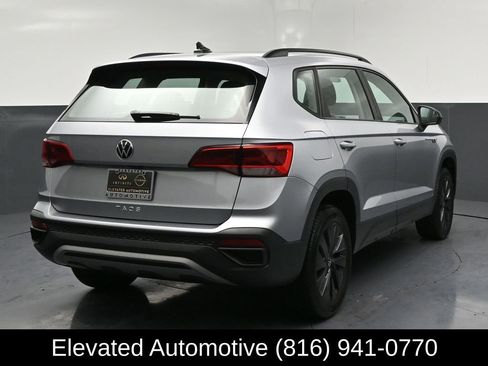 Used 2024 Volkswagen Taos S w/ MDO Package image 4