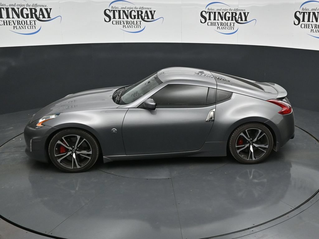 Used 2020 Nissan 370Z Touring Sport RWD image 21