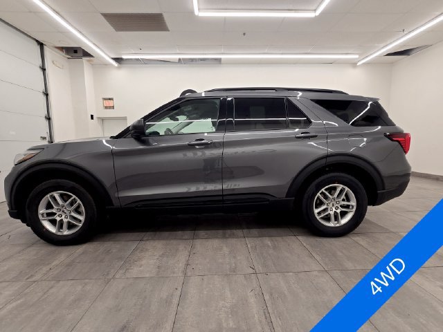 New 2026 Ford Explorer Active AWD/4WD image 2
