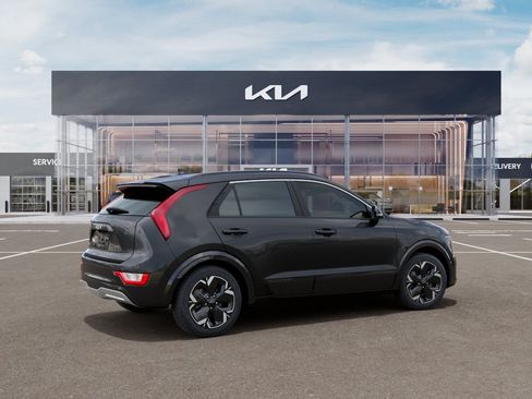 New 2026 Kia Niro Wind w/ Wind Preserve Package FWD image 6