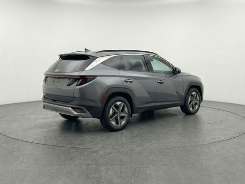 Used 2025 Hyundai Tucson SEL image 9