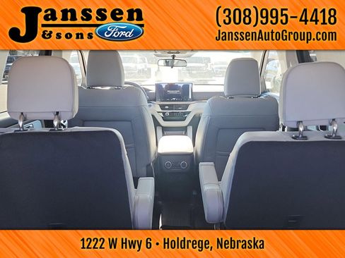 New 2026 Ford Explorer Active w/ Active Comfort Package image 12