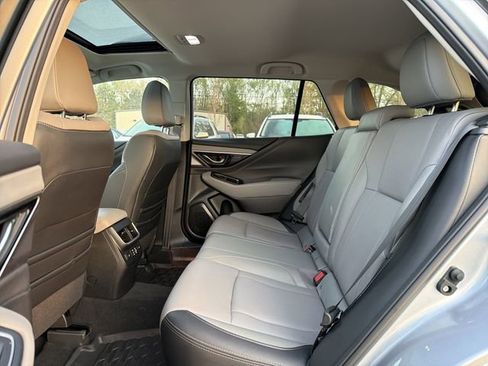 Used 2023 Subaru Outback Limited AWD/4WD image 13
