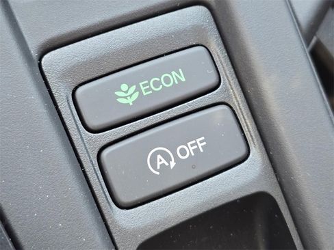 New 2025 Honda Accord SE image 8