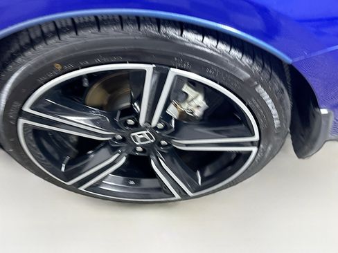 Used 2023 Honda Accord Sport image 11