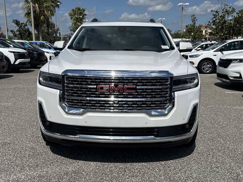 Used 2023 GMC Acadia Denali w/ Denali Ultimate Package FWD image 9