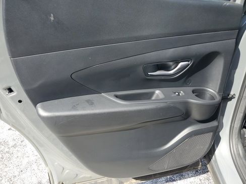 Used 2022 Hyundai Santa Cruz SEL FWD image 16