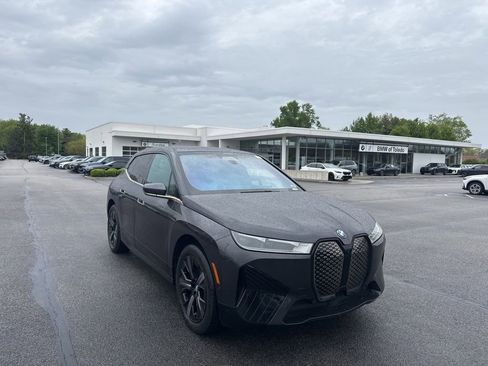 Used 2024 BMW iX xDrive50 w/ Premium Package AWD/4WD image 1
