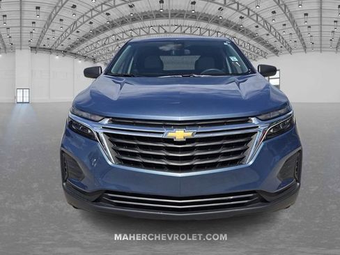 Certified 2024 Chevrolet Equinox LS w/ LS Convenience Package FWD image 2