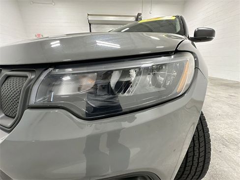 Used 2022 Jeep Compass Trailhawk w/ Trailhawk Convenience Group image 11