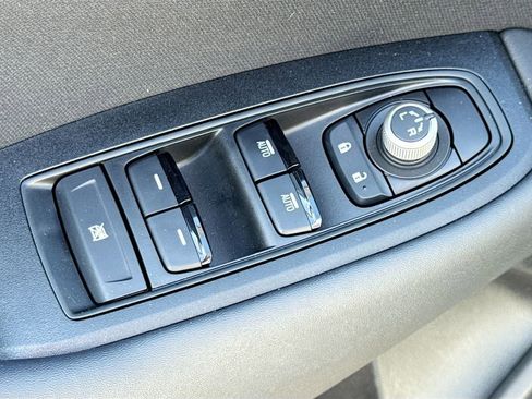 Used 2023 Subaru Outback Premium image 22