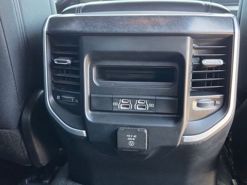 Used 2021 RAM 1500 Big Horn AWD/4WD image 33
