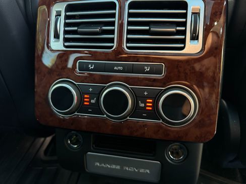 Used 2017 Land Rover Range Rover HSE image 50