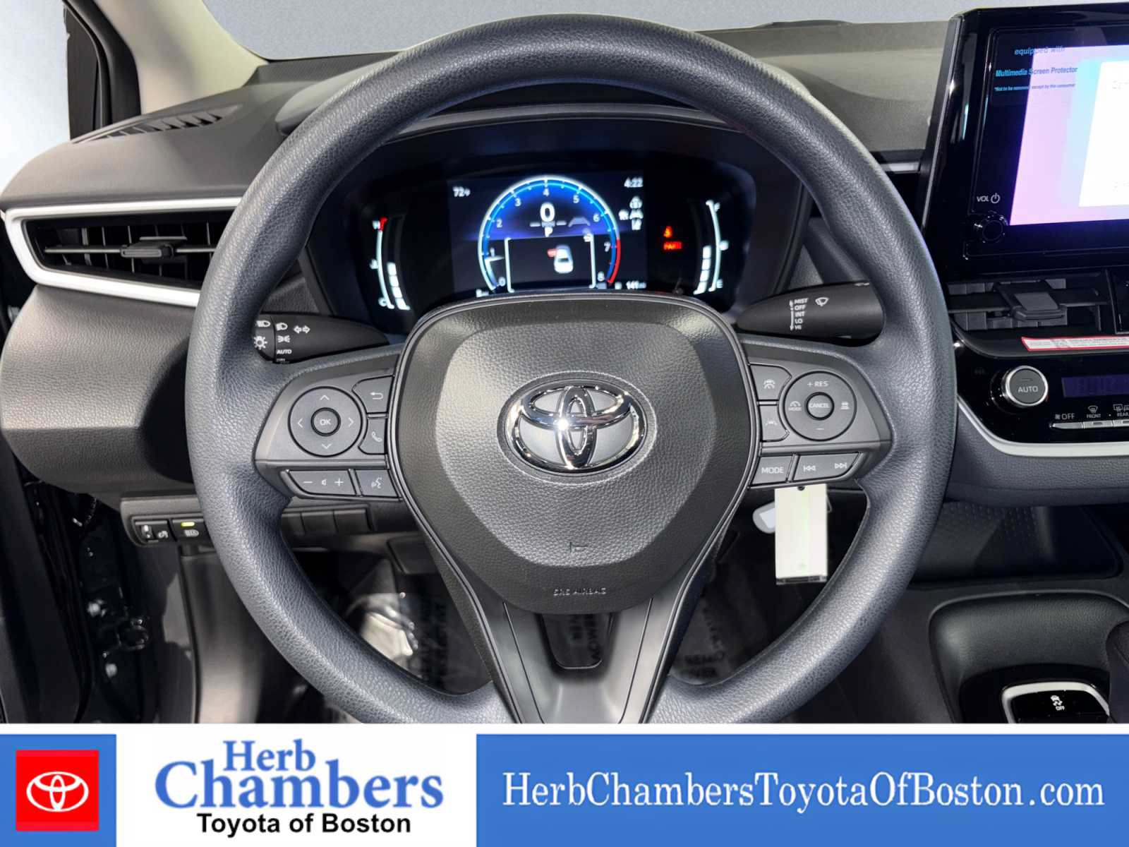 Used 2026 Toyota Corolla LE FWD image 15