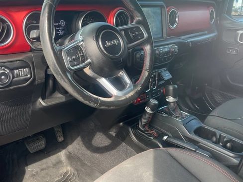 Used 2019 Jeep Wrangler Unlimited Rubicon AWD/4WD image 6