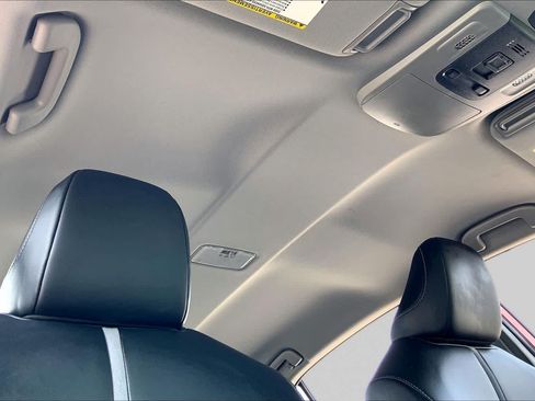 Used 2020 Toyota Camry SE FWD image 14