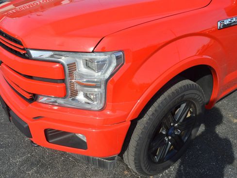 Used 2018 Ford F150 Lariat w/ Equipment Group 502A Luxury AWD/4WD image 3